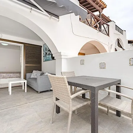 Apartamento Beautiful With Large Terrace Close To The *