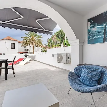 Apartamento Beautiful With Large Terrace Close To The *