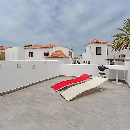 Beautiful With Large Terrace Close To The Arona (Tenerife)