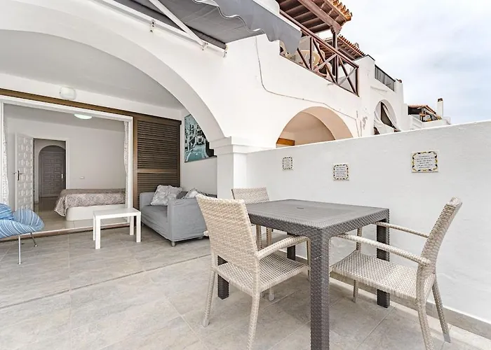 Appartamento Beautiful With Large Terrace Close To The *