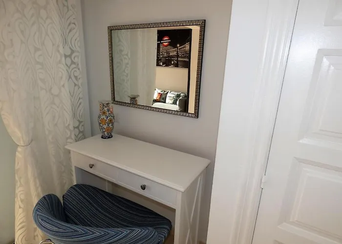 Appartamento Beautiful With Large Terrace Close To The *